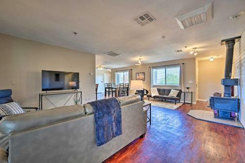 Prescott Pad Next To Mountain Valley Park!
