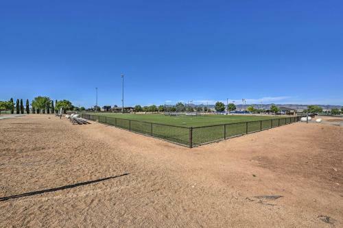 Prescott Pad Next To Mountain Valley Park!