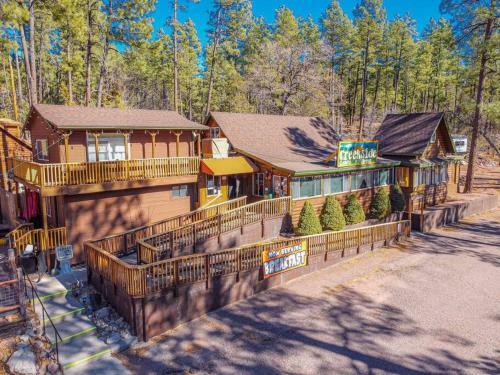 Forest Cabin 7 Seventh Heaven