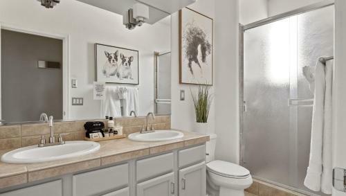 Modern Scottsdale Gem Hike, Golf, Explore!