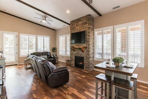 Elk Rim 1156 Pine Home