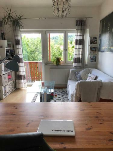 Haus Mit Garten