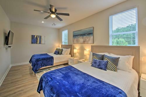 Waterfront Lake Hamilton Home With Boat Dock!