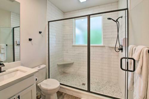 Waterfront Lake Hamilton Home With Boat Dock!