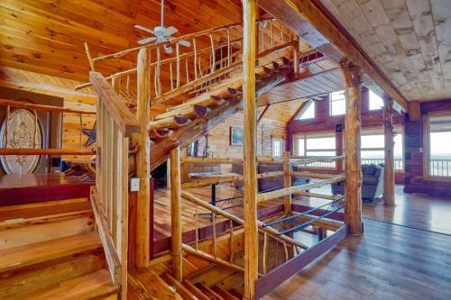 The Mountain Crest Cabin