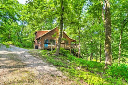 Secluded Creekside Cabin With Kayaks Provided