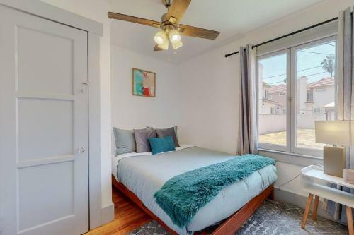 Charming Designer Craftsman Near Downtown La