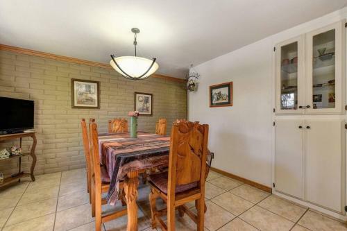 Ring Ranch Country Side Oasis With Pool