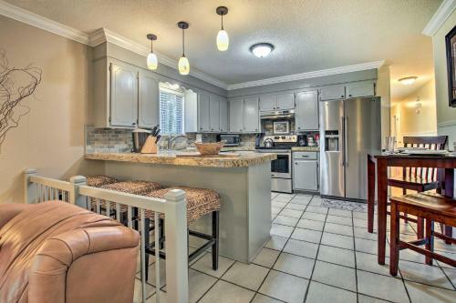Charming Hot Springs Home - Fully Fenced Yard