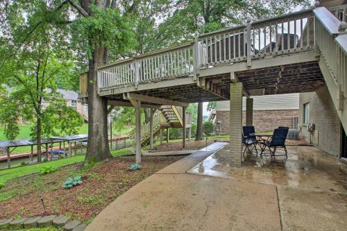 Charming Hot Springs Retreat With Boat Dock!