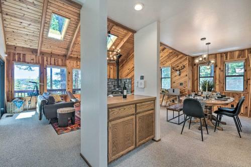 Arnold Cabin Hot Tub, Fire Pit And Epic Views!