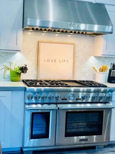 Avila Beach Jewel 5bdrm 2935abd