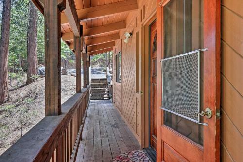 Rustic Retreat - Hideout With Community Perks
