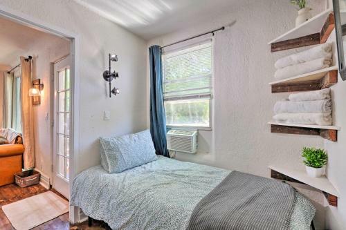 Adobe Apartment About 2 Mi To Downtown Phoenix!