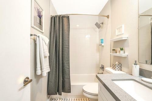 Apartamento Larocco On Turney Biltmore