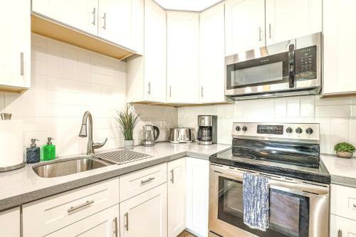 Apartamento Larocco On Turney Biltmore