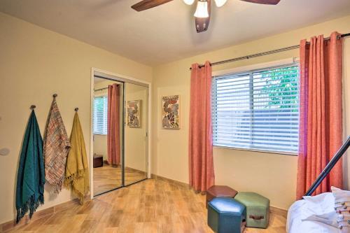 Sun-dappled Phoenix Getaway With Patio And Yard!