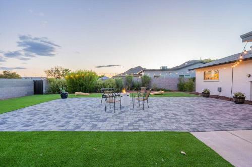 Beautiful Three Bedroom In The Center Of Phoenix