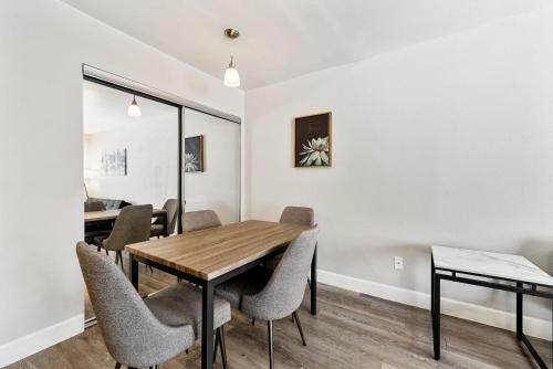 Chic 2 -bedroom Apartment By Staygia