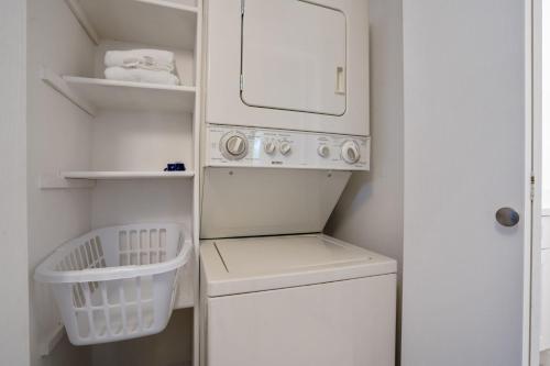 Staygia -modern Newly Renovated 1br Apartment-pool