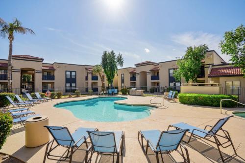 Staygia -modern Newly Renovated 1br Apartment-pool
