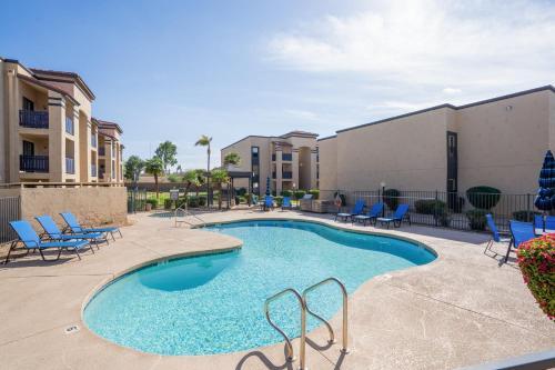 Staygia -modern Newly Renovated 1br Apartment-pool