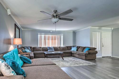 Family-friendly Phoenix Home With Private Yard!