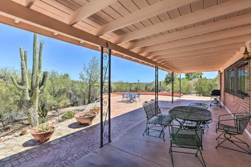 Family-friendly Tucson Home With Mountain Views