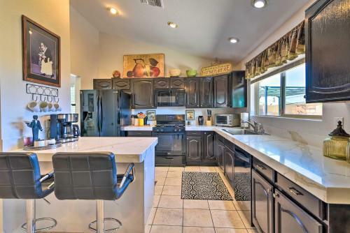 Sun-lit Tucson Digs With Private Pool And Patio!