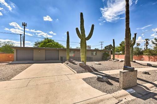 Tucson Getaway With Private Pool And Gas Grill!