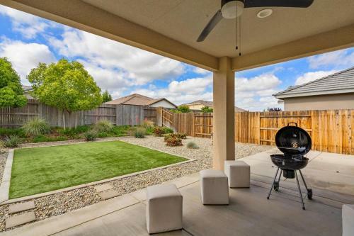 Spacious, Cozy, And Agreeable 3 Bedroom Home