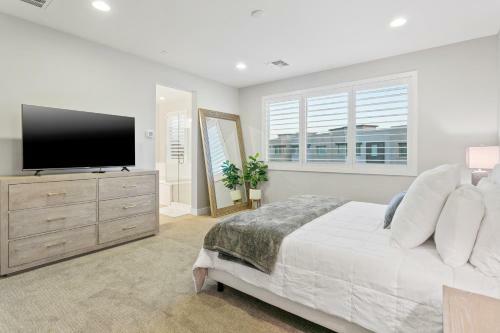 Pinnacle Paradise