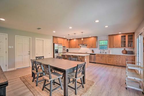 Scottsdale Abode With Pool - 3 Mi To Old Town!