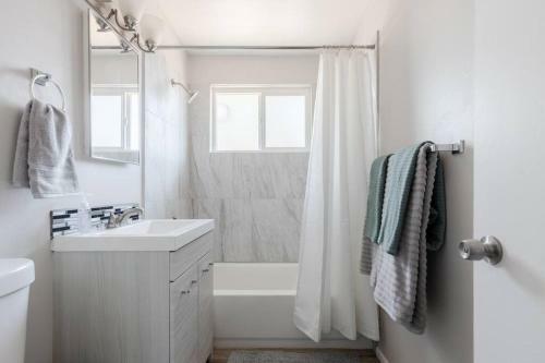 Apartamento Pool, Old Town, King Bed, 2b/1b