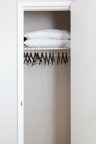Apartamento Pool, Old Town, King Bed, 2b/1b