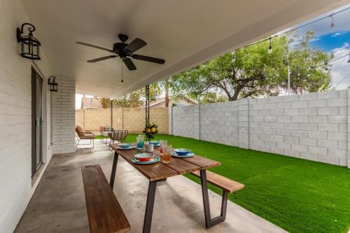 Thomas Rd 8410 Scottsdale Home