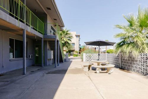 Apartamento Walk To Old Town, Desert Oasis W/ King Suite