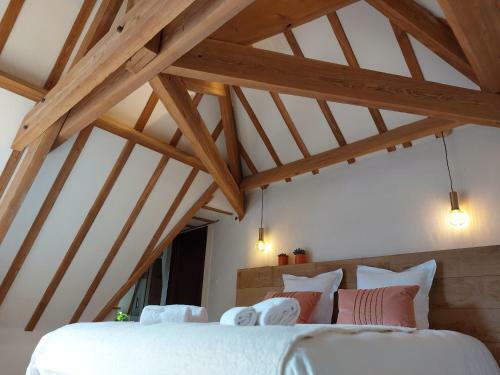 Hostal Petit-bomal Farm Suites