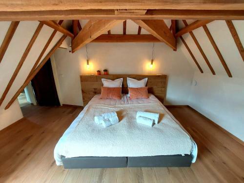 Hostal Petit-bomal Farm Suites