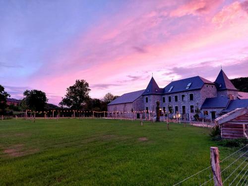 Hostal Petit-bomal Farm Suites