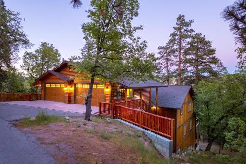 48 - Whispering Aspen Lodge Home