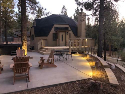 25 - Snow Summit Dome Home Home