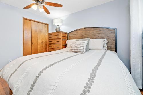 Lakeview Cozy Retreat