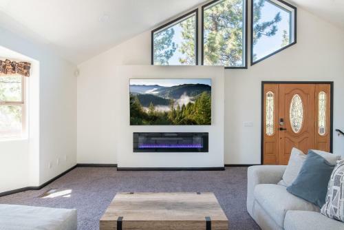 50 - Forever Forest Lodge Home