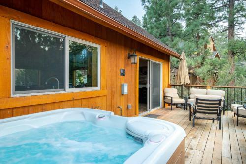 49 - Fawn Trail Lodge Home