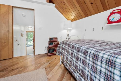 Blue Cozy Cabin