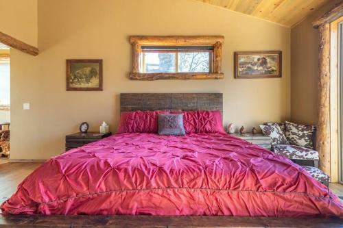 Nena's Nook Moonridge Log Mansion