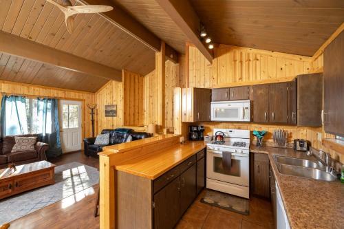 36 - Bayview Retreat Home