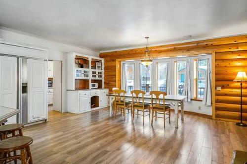 Apartamento Timber Lodge-pet Friendly! Hot Tub! Game Rooms!