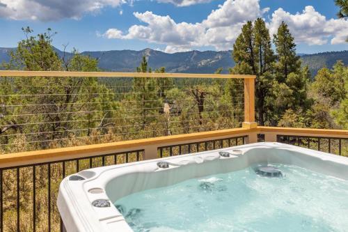 27 - Castle Rock Retreat Home